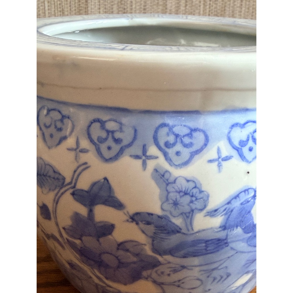 Vintage Blue White Chinoiserie Cachepot with Bird and Floral Design - Picture 12 of 13